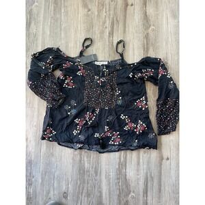 NWT Abercrombie‎ Fitch women off-shoulder top with sleeves size small